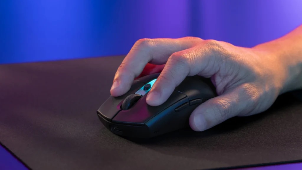 G305 X SUPERLIGHT với trọng lượng cải tiến 57.7g