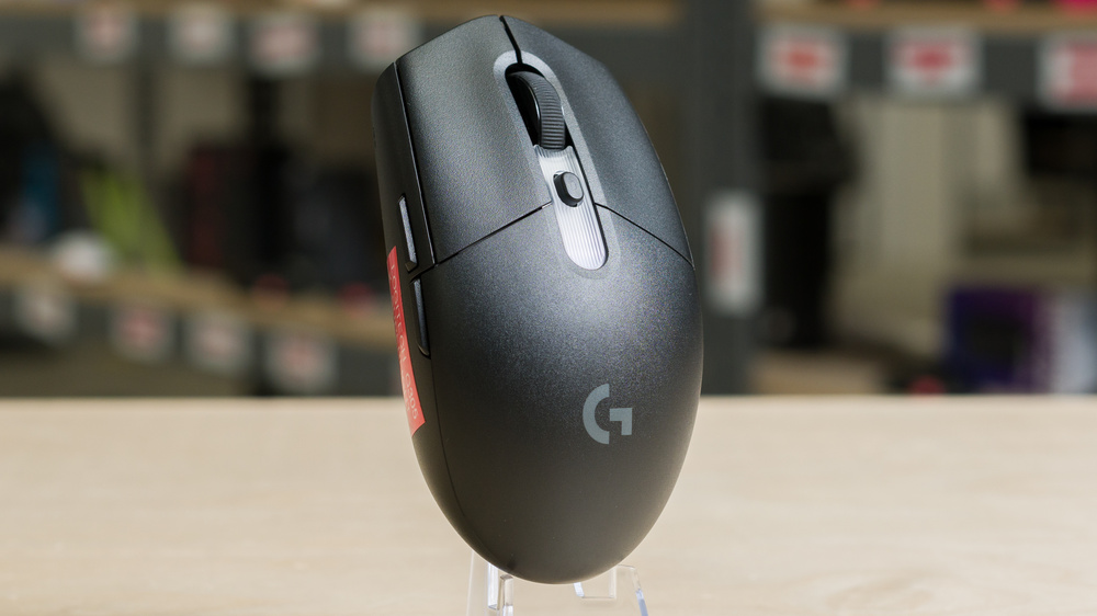 Hiệu năng chiến game FPS G305 X SUPERLIGHT