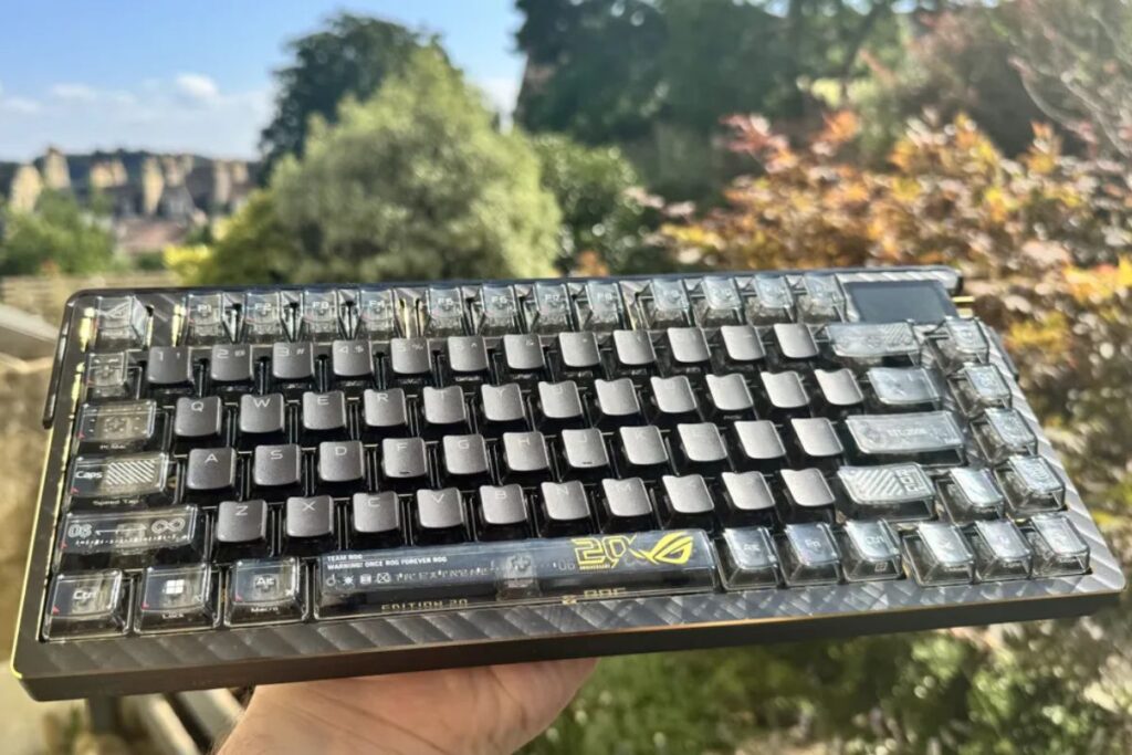 Đánh giá bàn phím ASUS ROG Azoth Extreme Edition 20: Tượng đài xa xỉ kỉ niệm 20 năm ROG 2 Thiết kế cao cấp và trải nghiệm gõ phím đỉnh cao